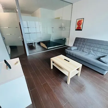 De Madrid Al Cielo Suites Con Wifi Y Netflix Exterior photo