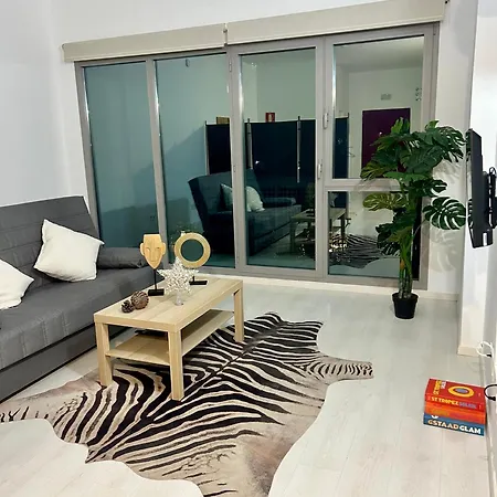 De Madrid Al Cielo Suites Con Wifi Y Netflix Exterior photo